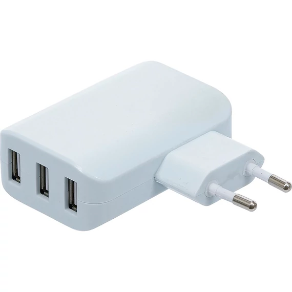 BGS univerzális USB töltő 3 port 3.4 A